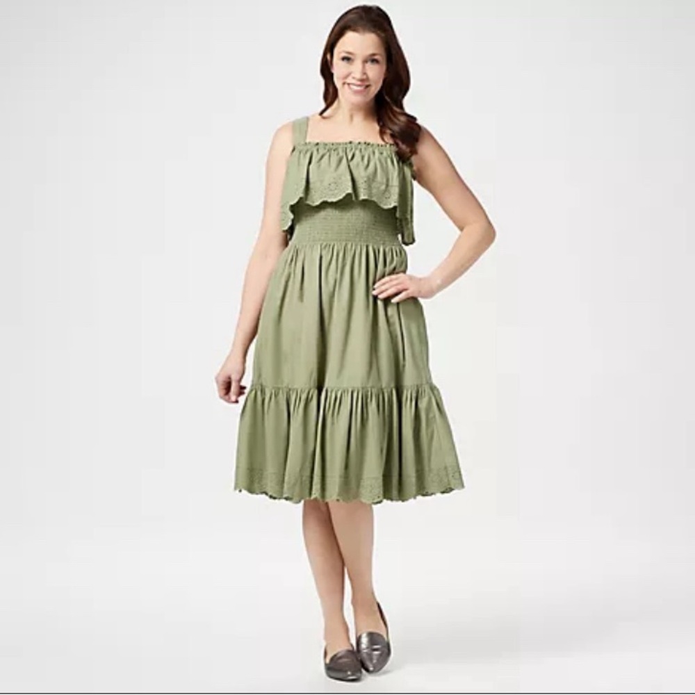 Isaac Mizrahi Smocked Tiered Dress with Eyelet Detail size 10